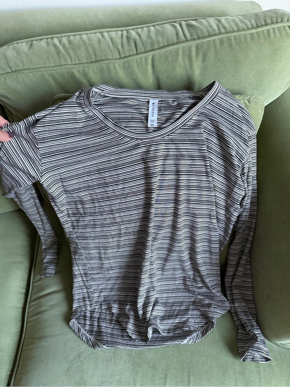🗽Athleta Long-Sleeve Tee